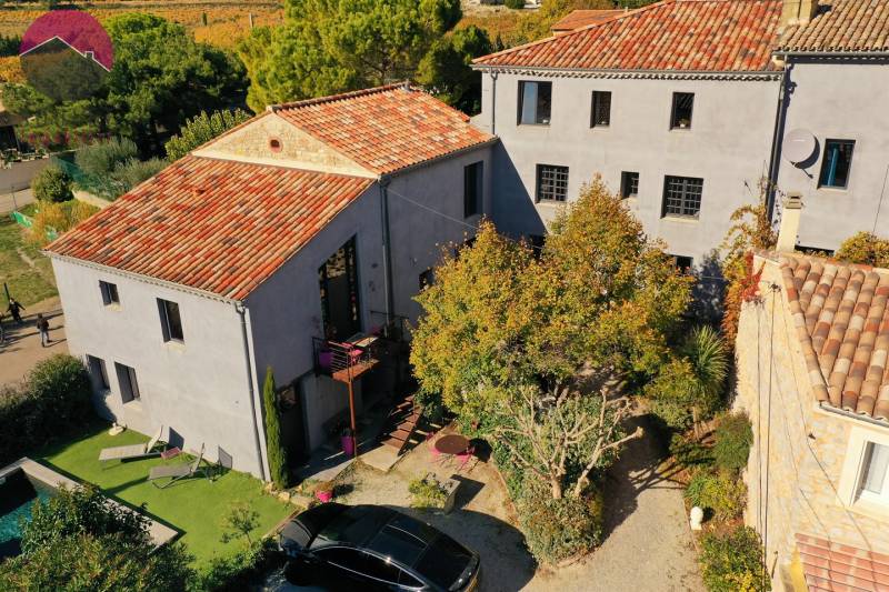 Mas de village avec gîtes et chambres d'hôtes Dentelles de Montmirail Entre Vaison la Romaine et Vacqueyras Belle rénovation originale