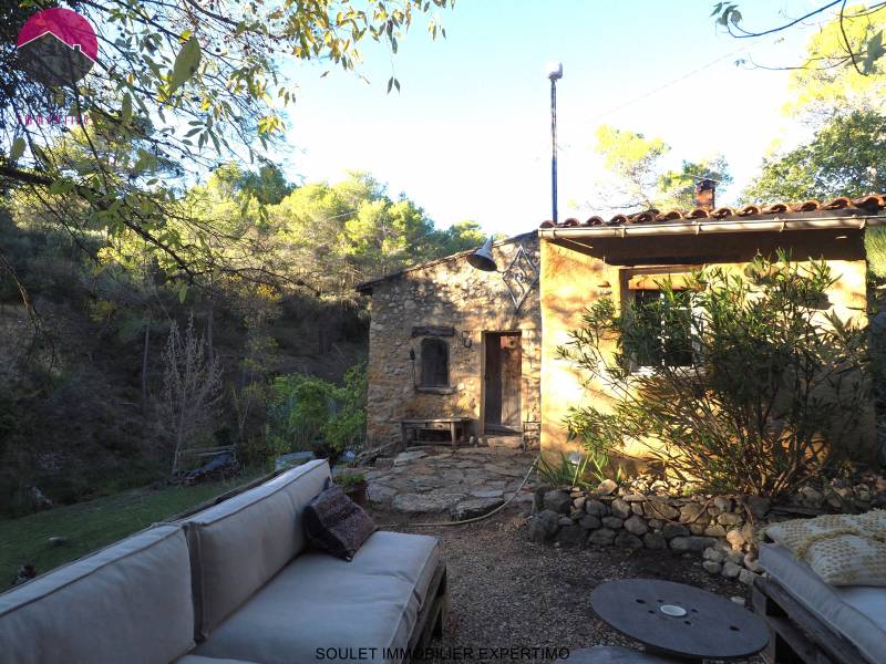 ***VENDU*** Charmant Mazet proche de bedoin 8 minutes de Bedoin Dans un vallon caché
